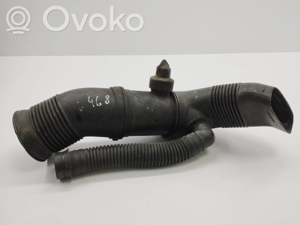 BMW 5 E39 Air intake duct part 