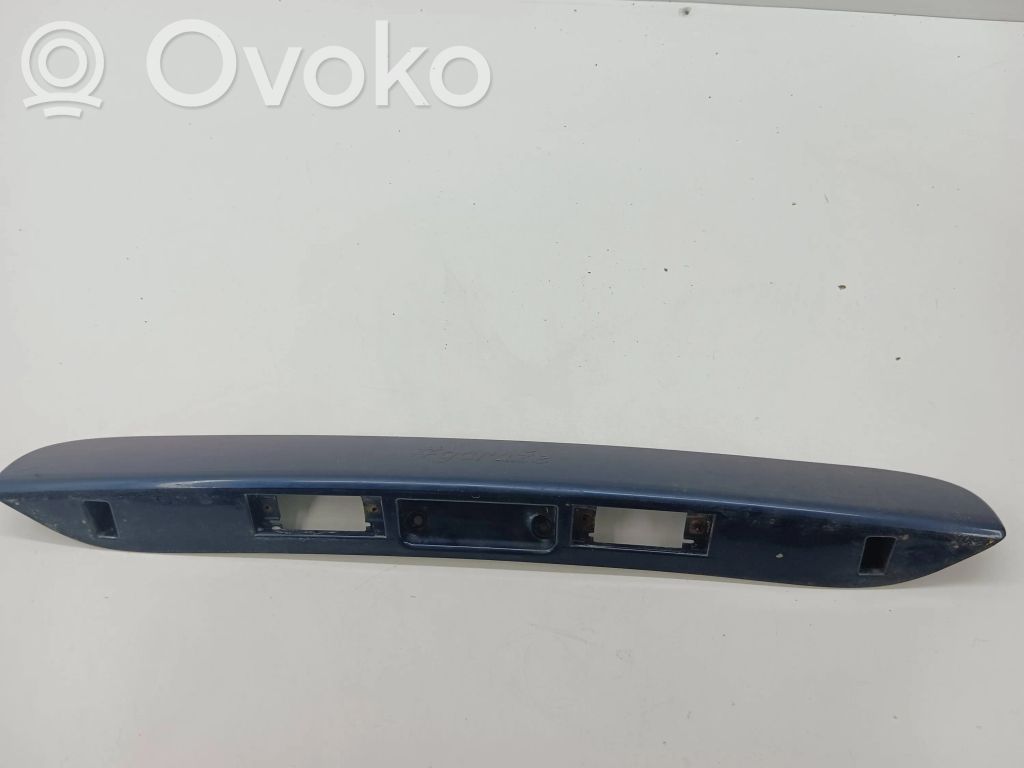 Chrysler Voyager Éclairage de plaque d'immatriculation 