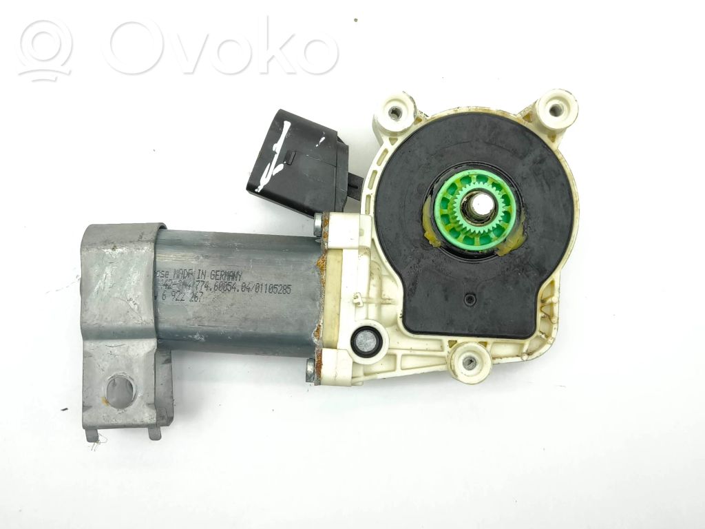 Front door window regulator motor   6922267