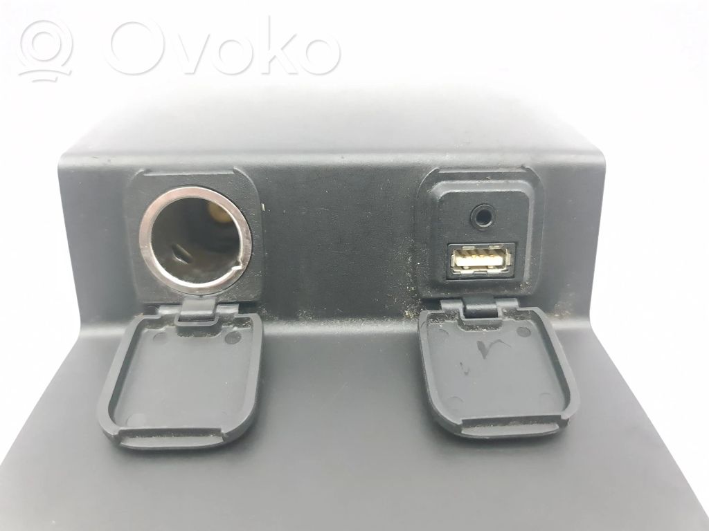 USB-Anschluss   GHP9644A1