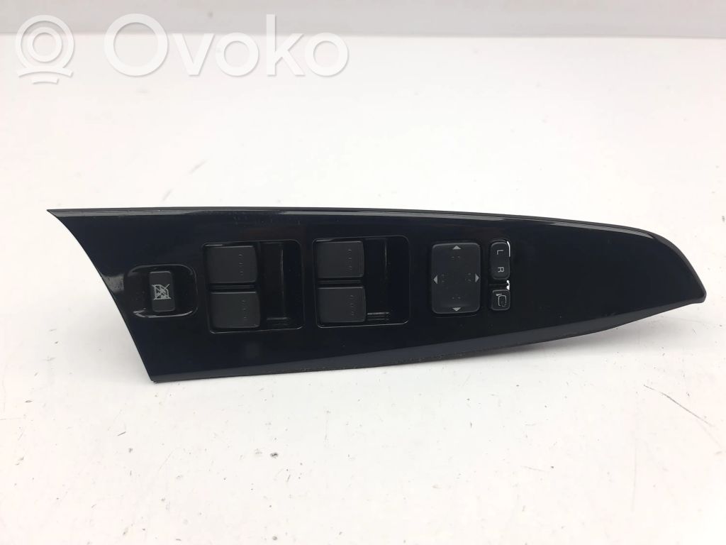 Mazda CX-7 Electric window control switch 