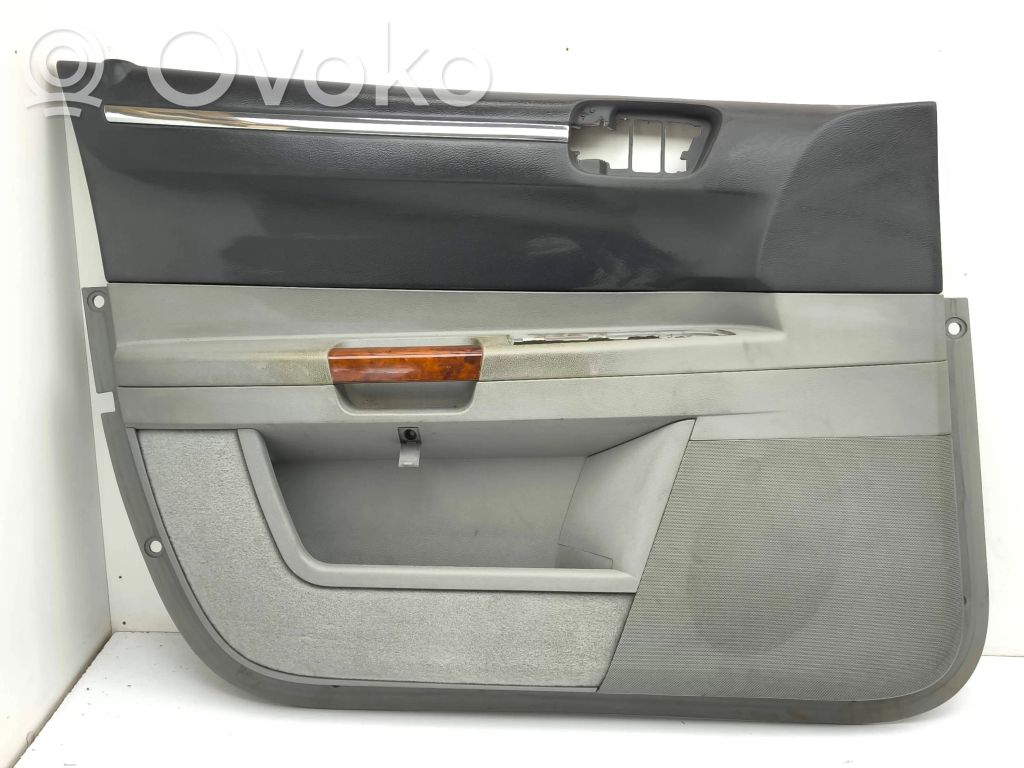 Chrysler 300 - 300C Etuoven verhoilu 