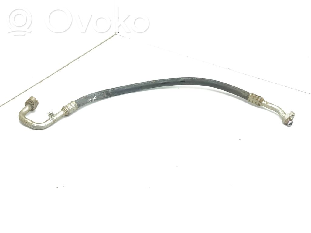 Audi A4 S4 B9 Conductă/furtun aer condiționat (A/C) 
