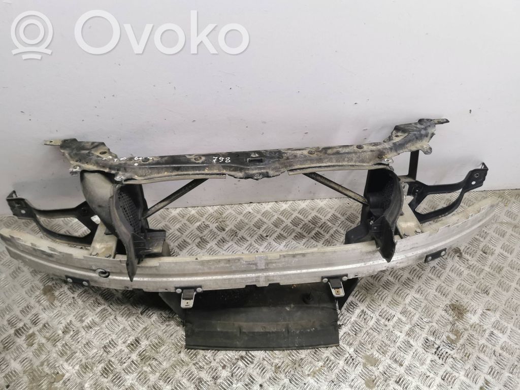 BMW 5 E60 E61 Pannello di supporto del radiatore
