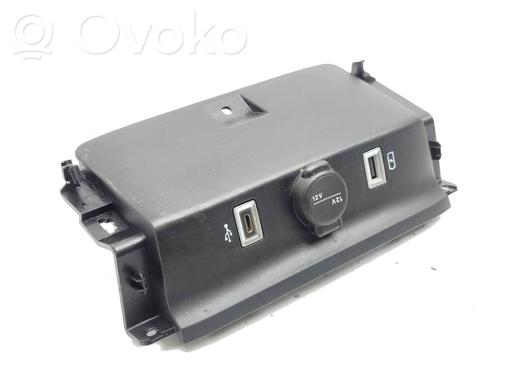 Enchufe conector USB   735763556,40064,C819
