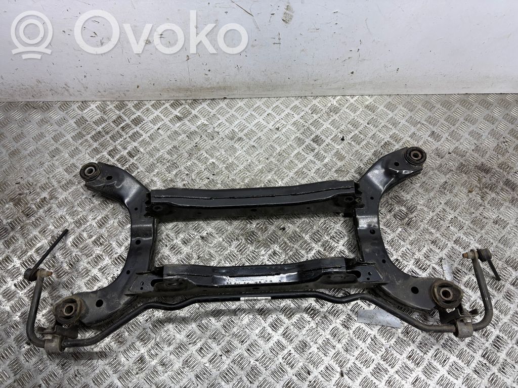 Renault Megane E-Tech Galinis traversas 
