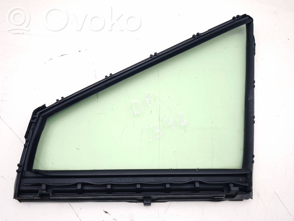 Ventanilla de ventilación de la puerta delantera cuatro puertas
