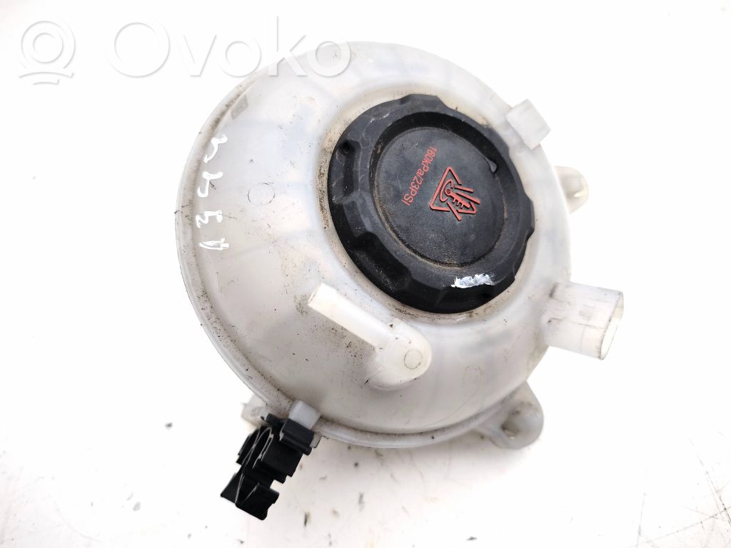 Audi Q3 F3 Serbatoio di compensazione del liquido refrigerante/vaschetta