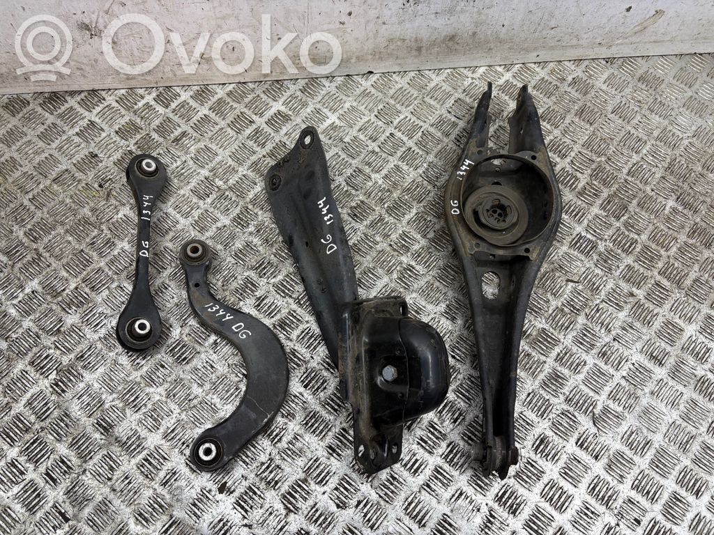 Querlenker Achsschenkel hinten