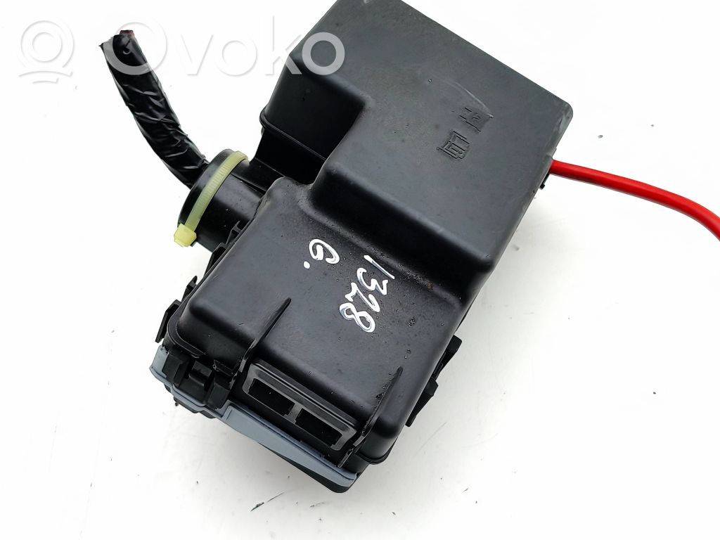 Volvo S90, V90 Modul siguranțe 