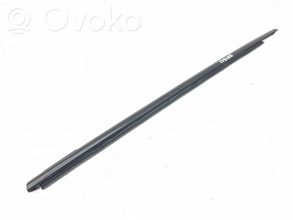 Mini F65 Rivestimento modanatura del vetro della portiera posteriore 