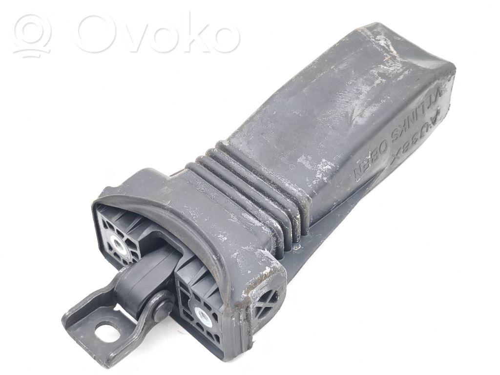 Audi A3 8Y Etuoven pidätin