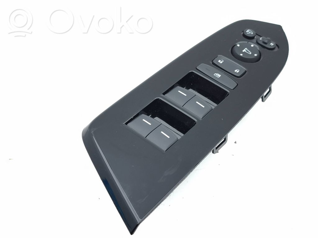 Electric window control switch   M64590,83541TLAQ01020
