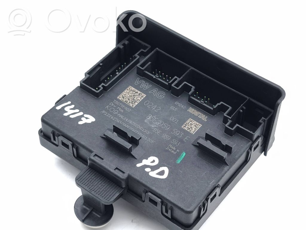 Audi A5 Unidad de control/módulo de la puerta 