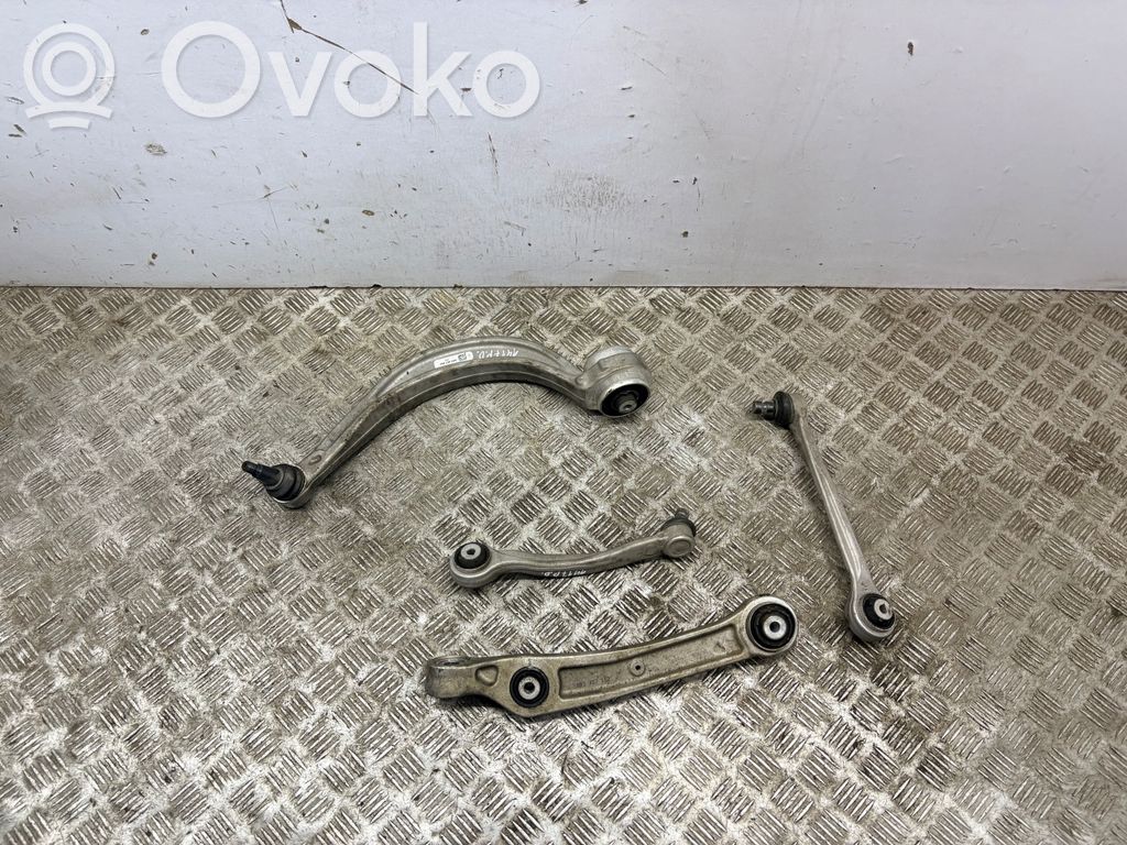 Audi A5 Querlenker Achsschenkel vorne 