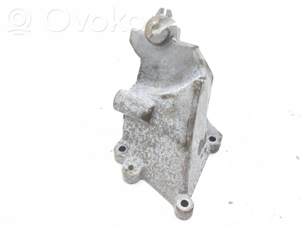 Mercedes-Benz GLC AMG Engine mounting bracket 