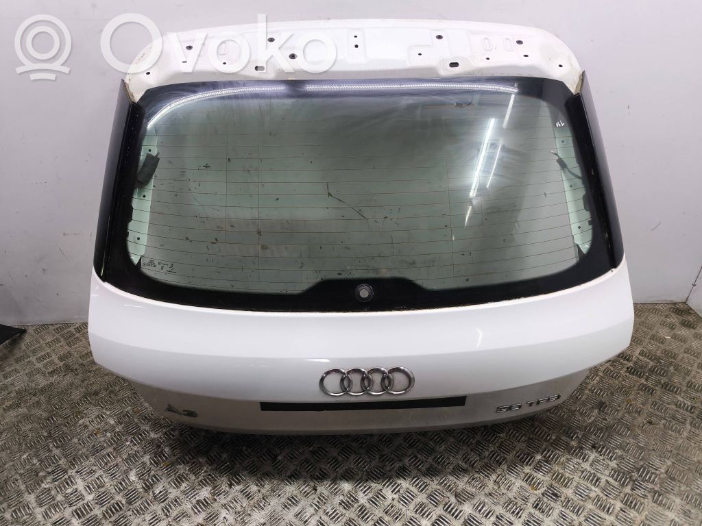 Audi A3 8Y Couvercle de coffre 