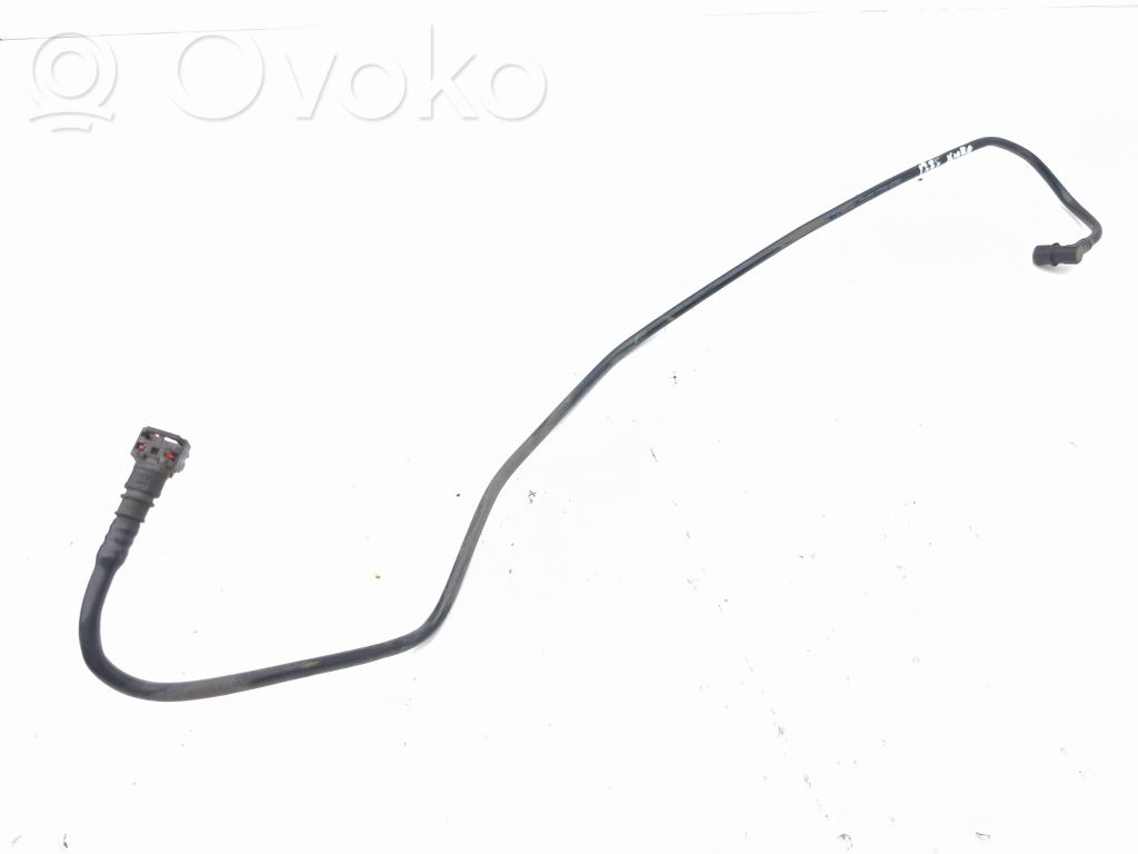 Toyota Corolla E210 E21 Przewód paliwa
