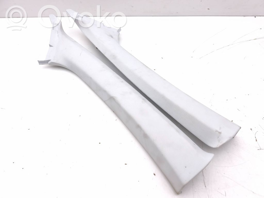 Peugeot 5008 II Rivestimento montante (A)
