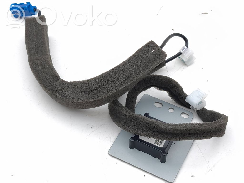 Pystyantennivahvistin   259754KF0A,R16A475,CAE035168