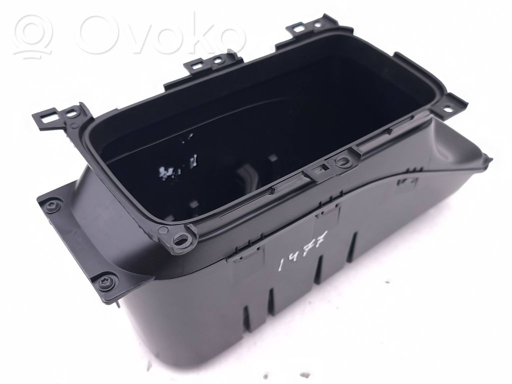 Jeep Avenger Hansikaslokeron keskikonsoli 