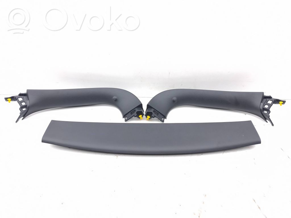 KIA Niro Tailgate/boot cover trim set