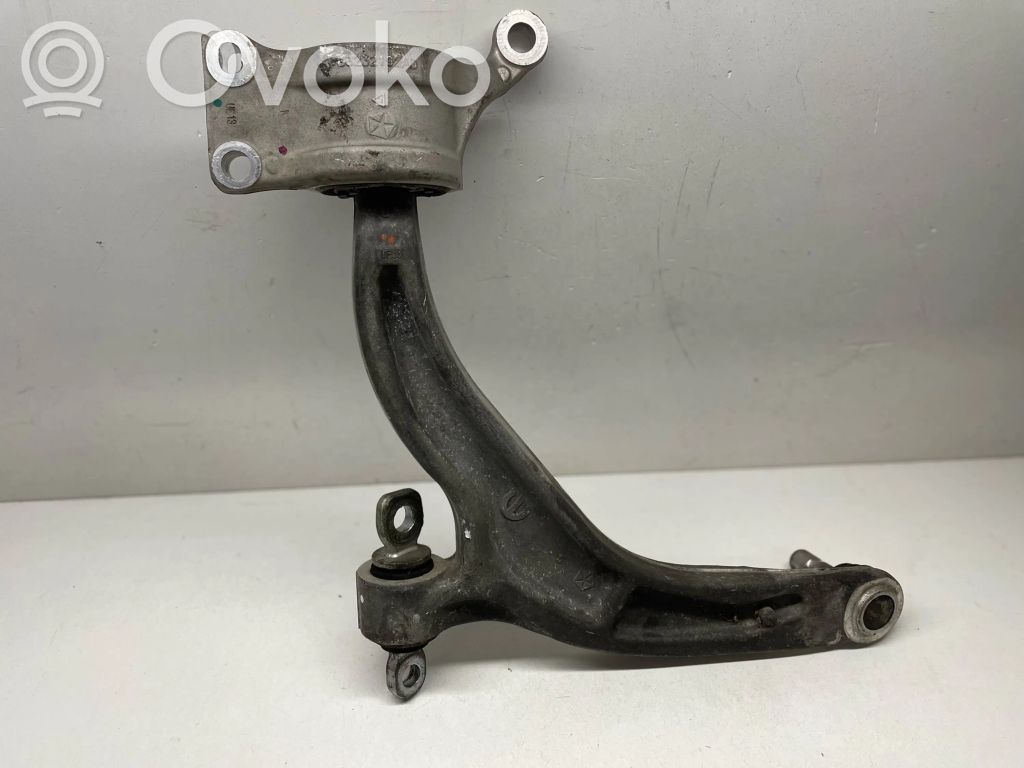 Dakša   68229020AG,68232192AD