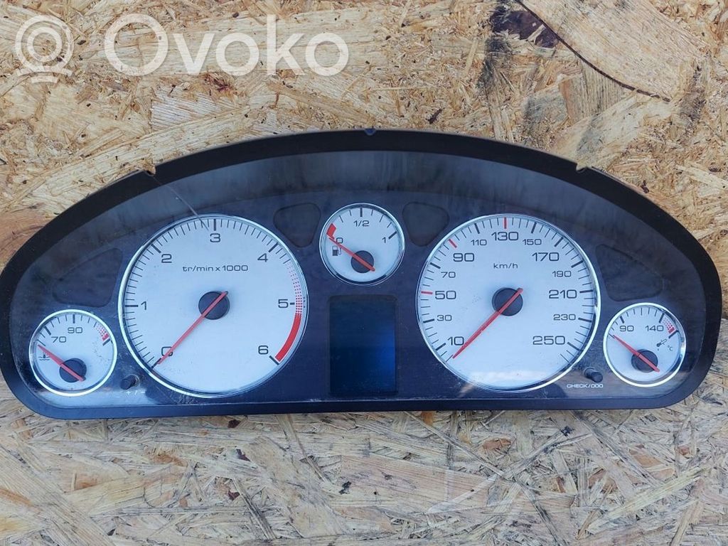 Peugeot 407 Speedometer (instrument cluster) 