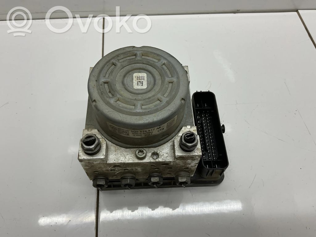 Volkswagen Golf VII ABS Pump 