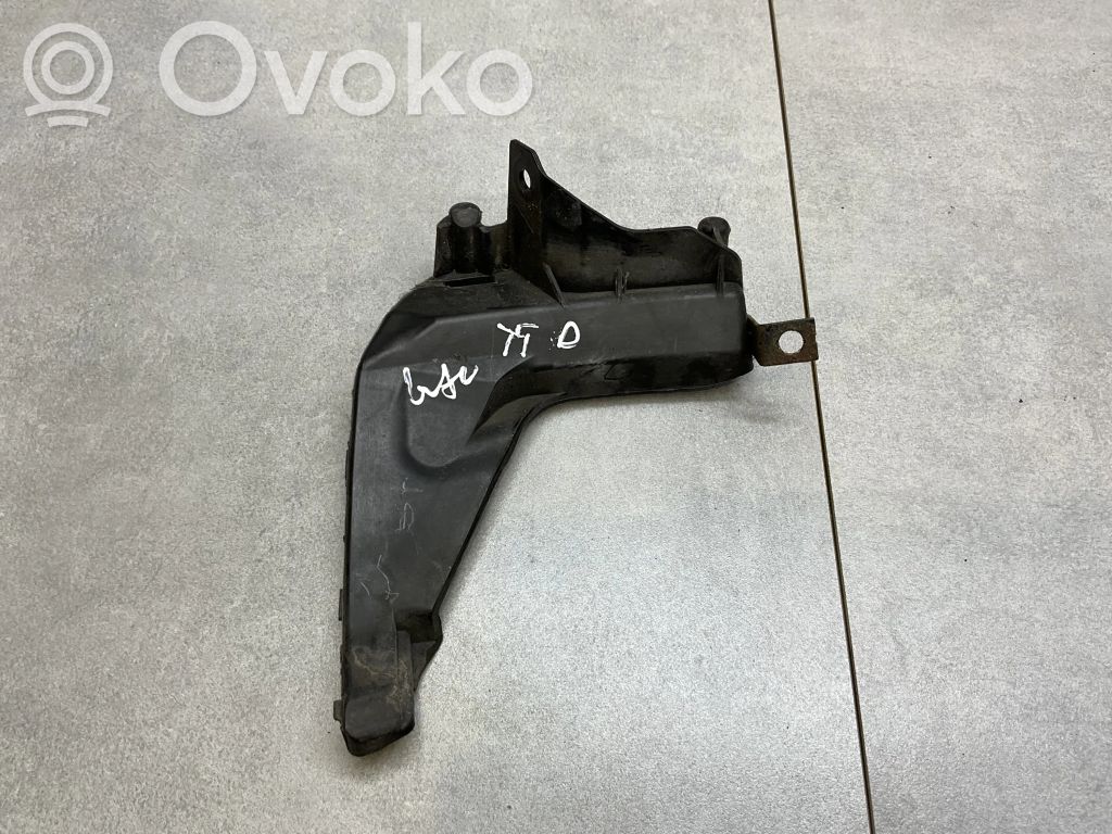 Rear bumper mounting bracket   8J0807454B
