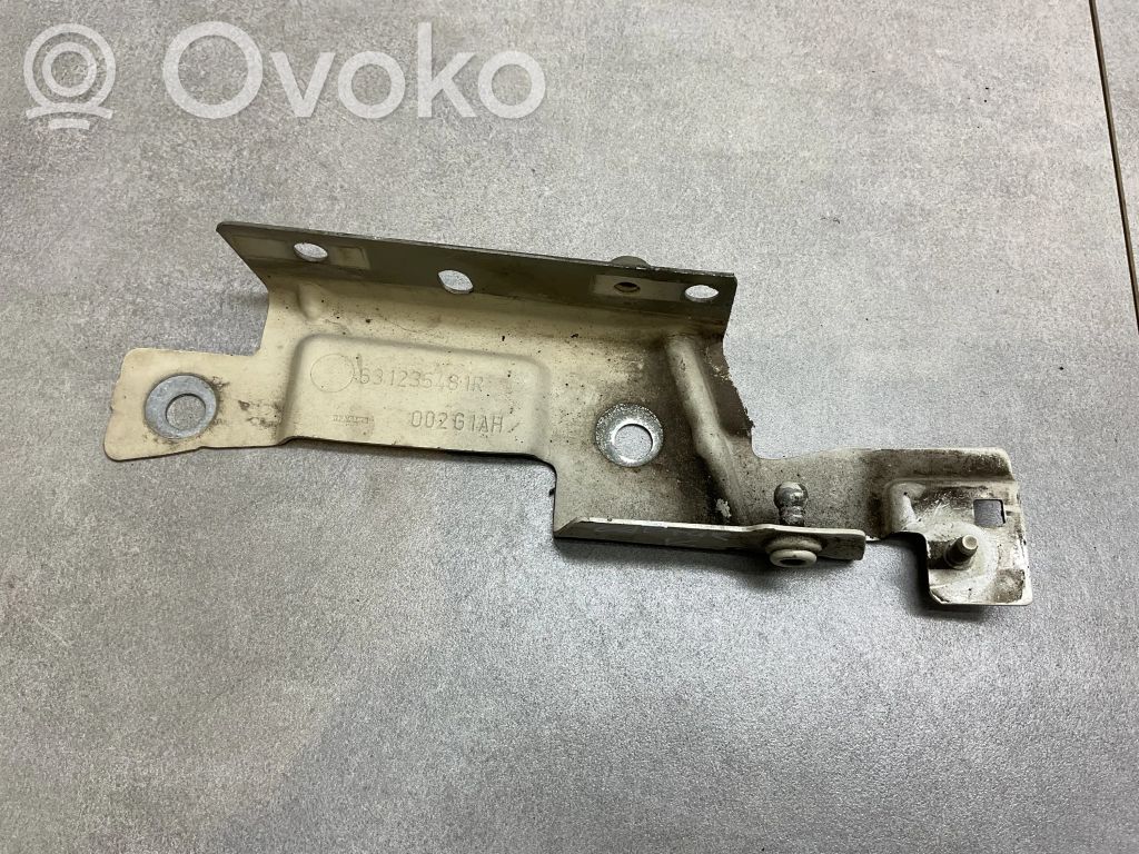 Renault Captur Fender mounting bracket 