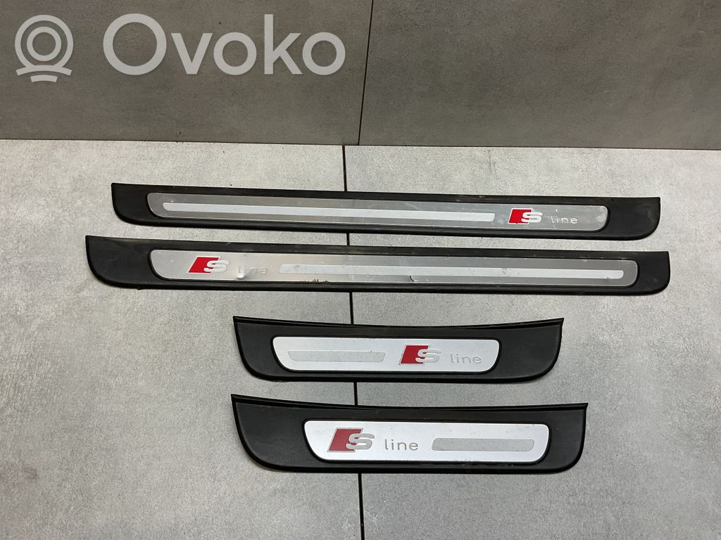 Audi A5 Sportback 8TA Zestaw listew progowych (wewnętrznych) 