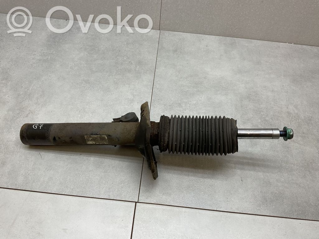 Volkswagen Golf VII Amortyzator przedni 
