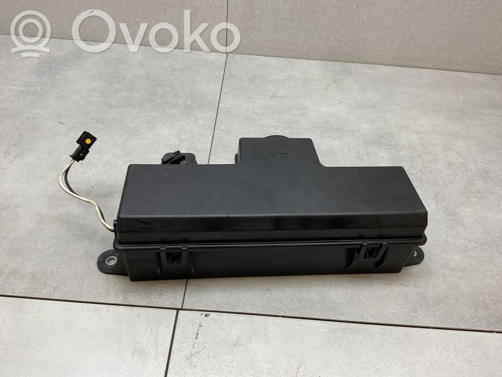 Opel Insignia A Silniczek pompy hydraulicznej klapy tylnej bagażnika 