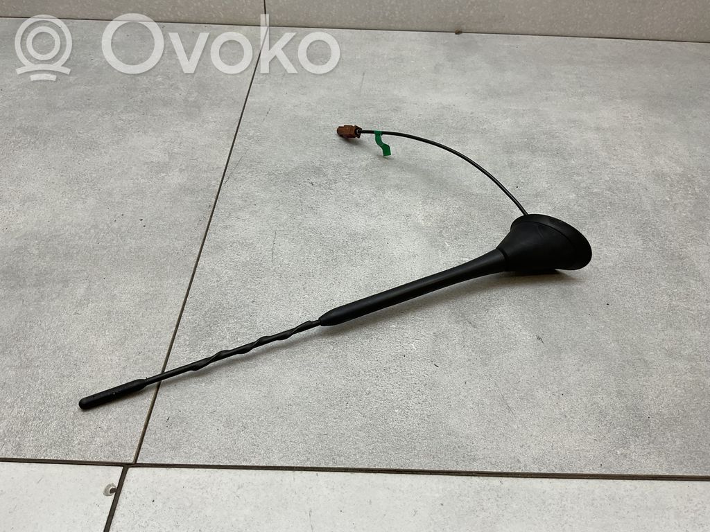 Audi A1 GPS-pystyantenni 