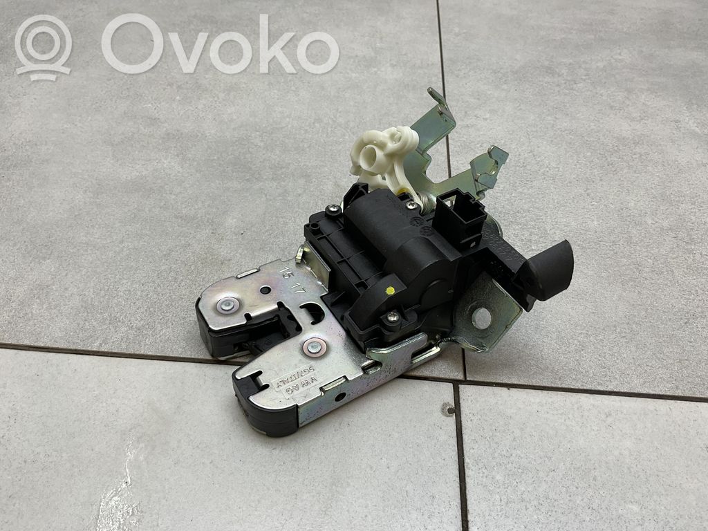 Audi A4 S4 B9 Tailgate/trunk/boot lock/catch/latch 