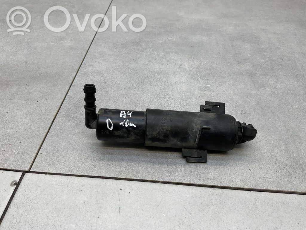 Audi A4 S4 B8 8K Dysza spryskiwacza lampy przedniej 