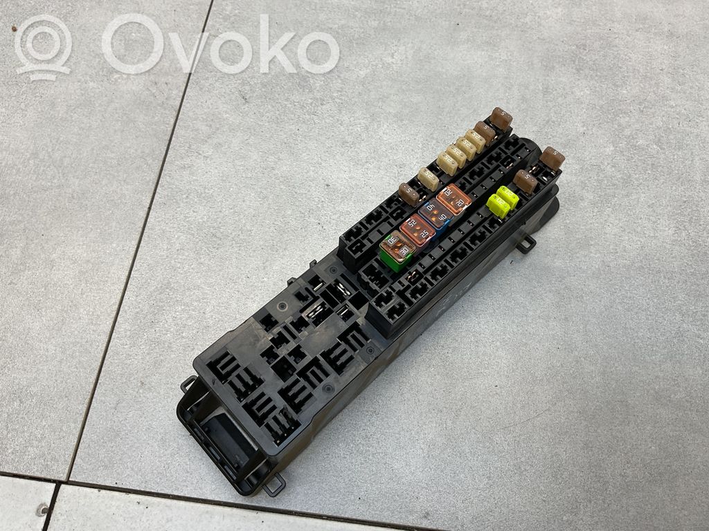 Módulo de fusible   CV6T14014