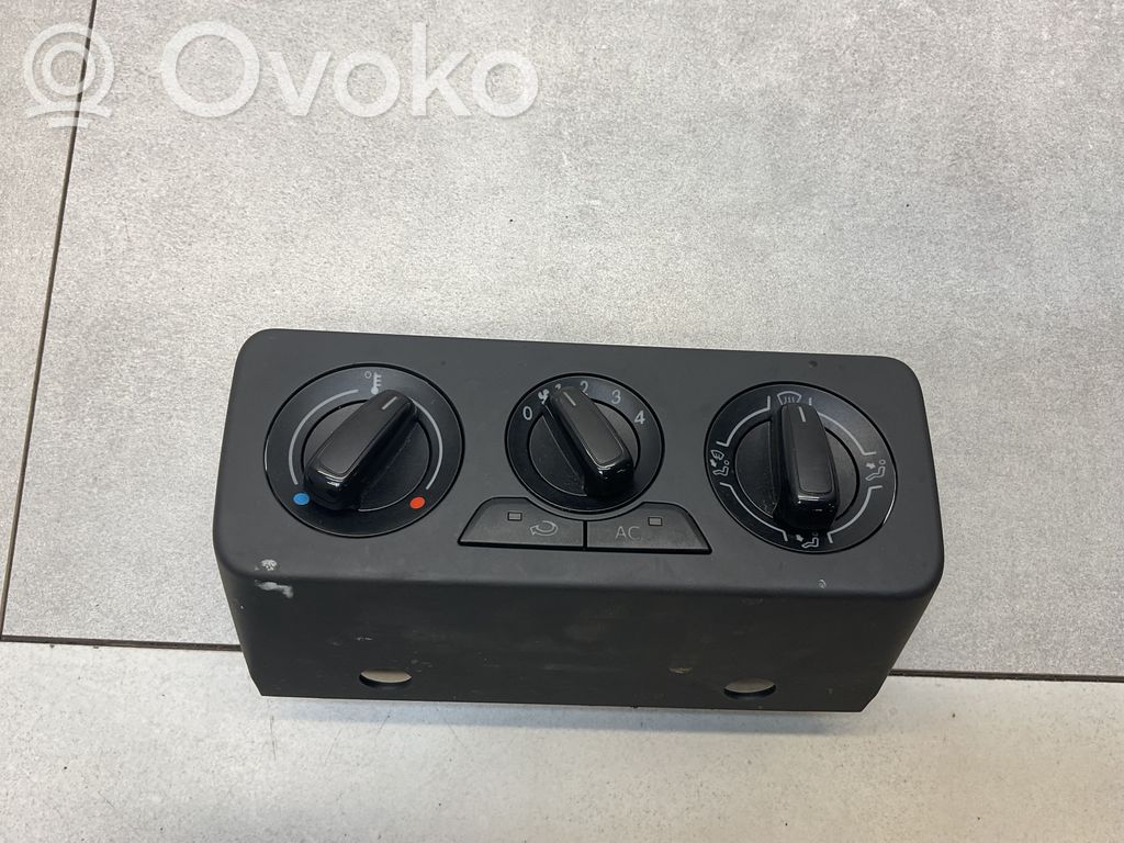 Climate control unit   8X0820045