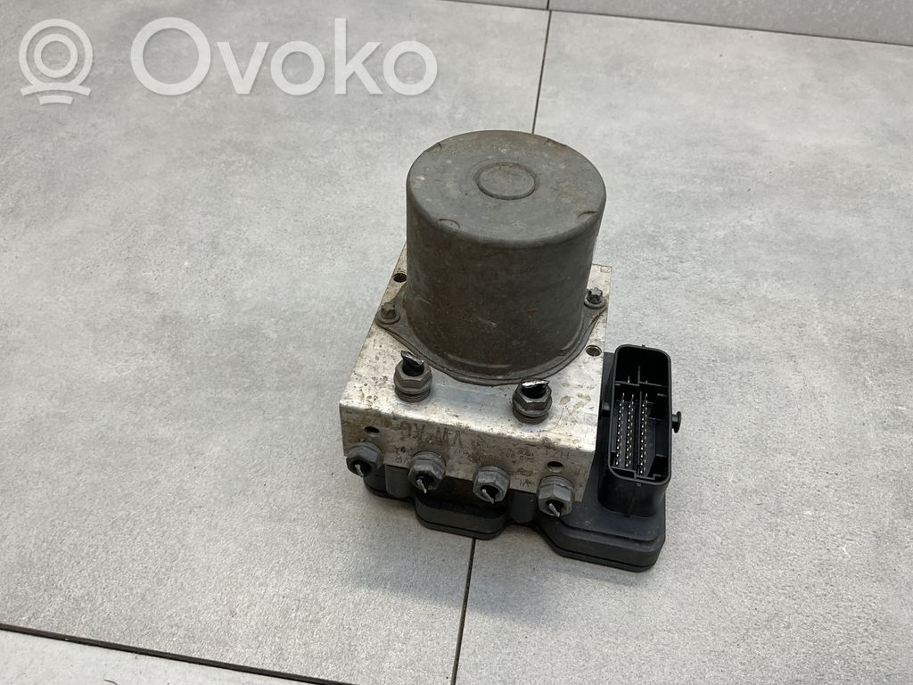 Volkswagen Polo VI Bomba de ABS 