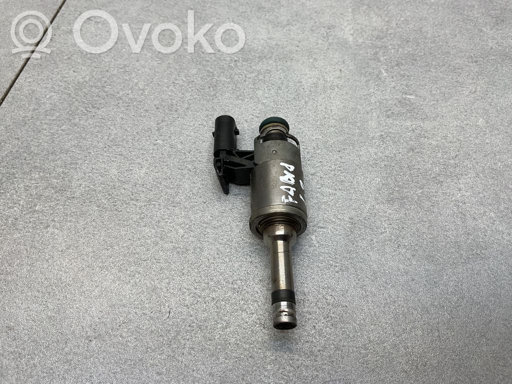 Skoda Fabia Mk3 (NJ) Inyector de combustible 
