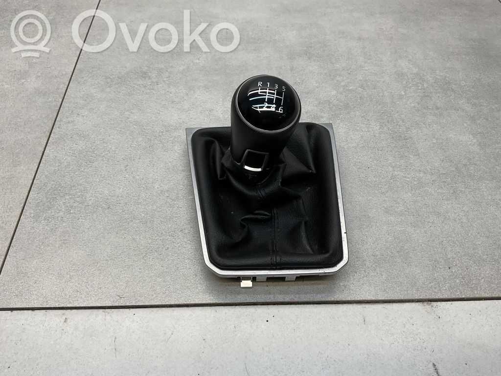 Volkswagen PASSAT B8 Drążek / Pokrętło zmiany biegów 