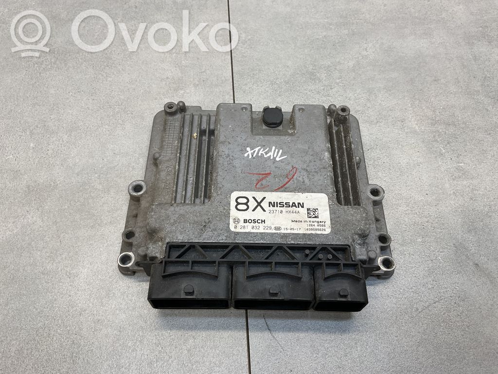 Nissan X-Trail T32 Engine control unit/module 
