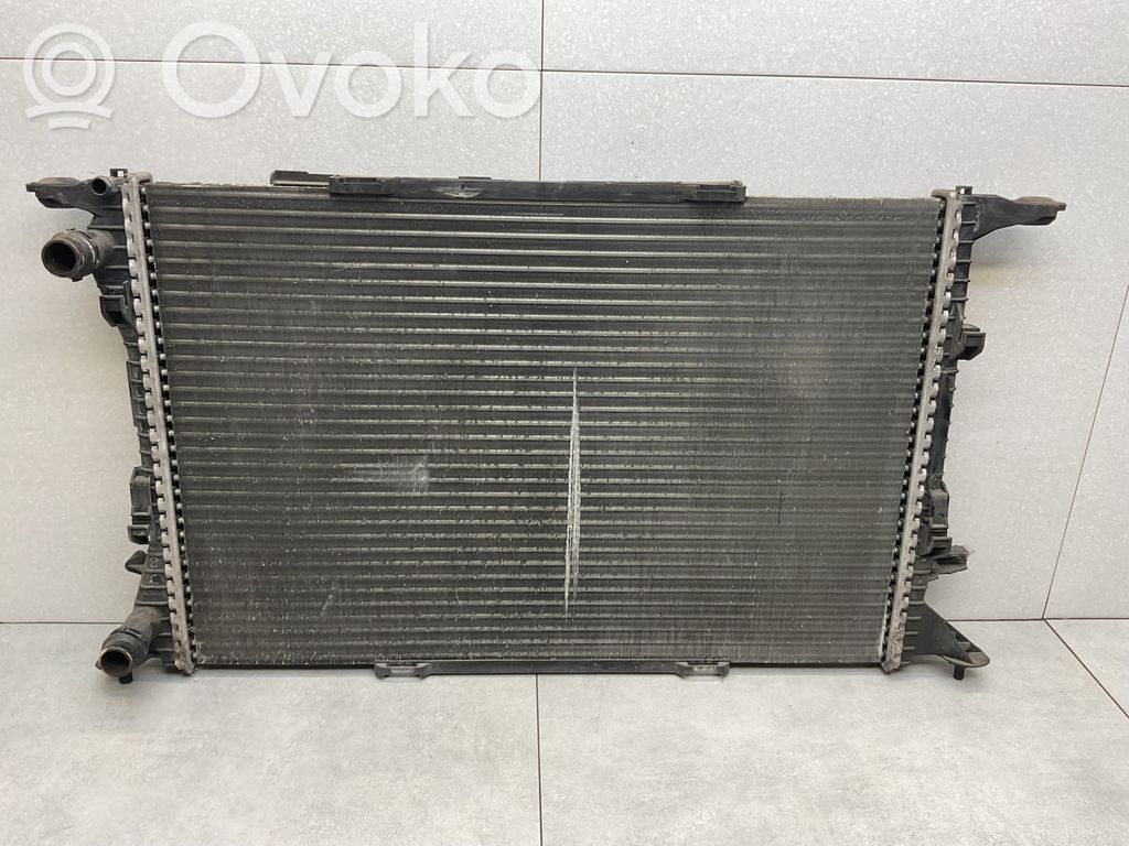Audi Q3 8U Aušinimo skysčio radiatorius 