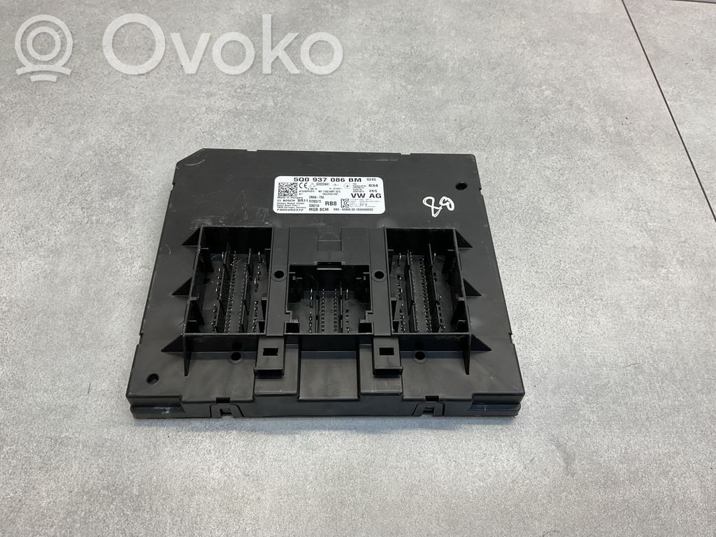 Volkswagen PASSAT B8 Module confort 
