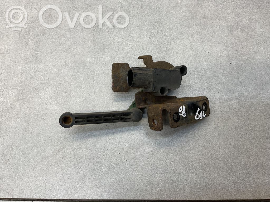Volkswagen PASSAT B8 Headlight/headlamp level sensor 