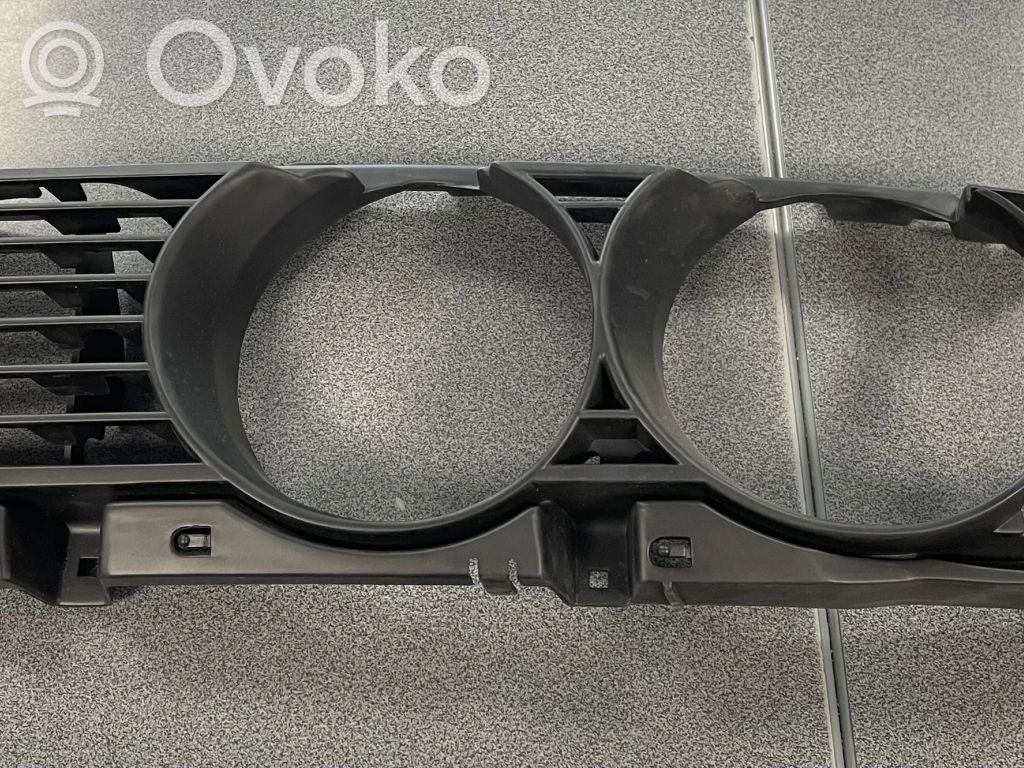 BMW 5 E34 Front grill 