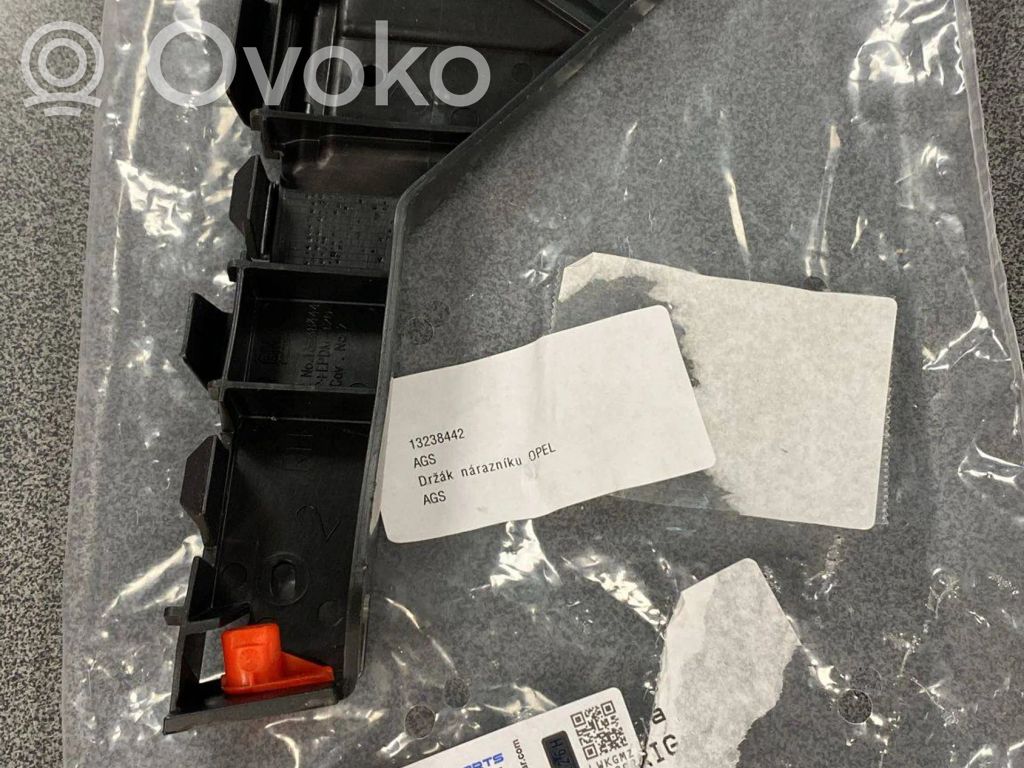 Bumper support mounting bracket corner   13238442