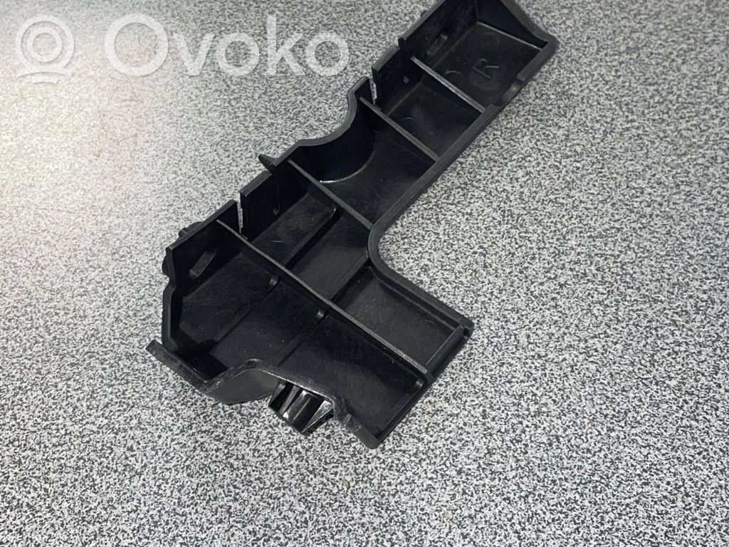 Audi A4 S4 B7 8E 8H Front bumper mounting bracket 
