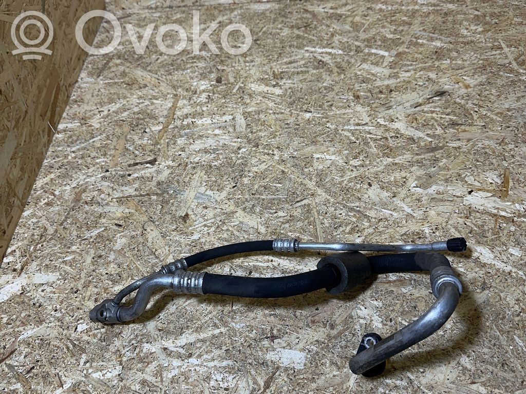 BMW 3 E90 E91 Air conditioning (A/C) pipe/hose 